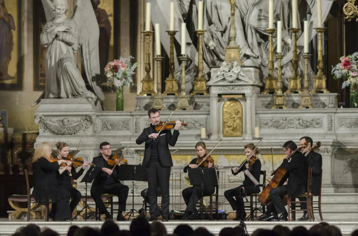 Les Violons de France in concert